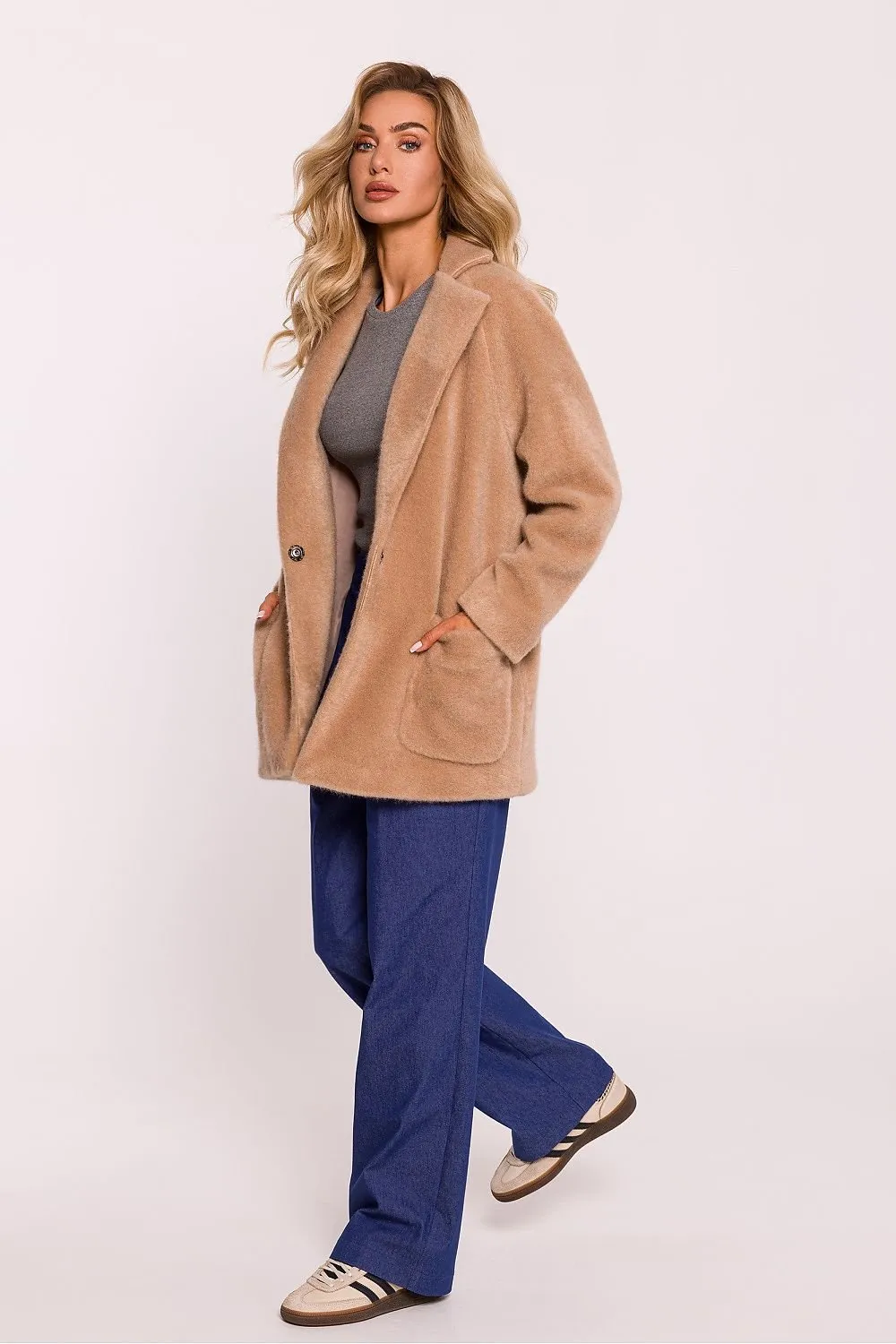 Coat model 199654 Moe
