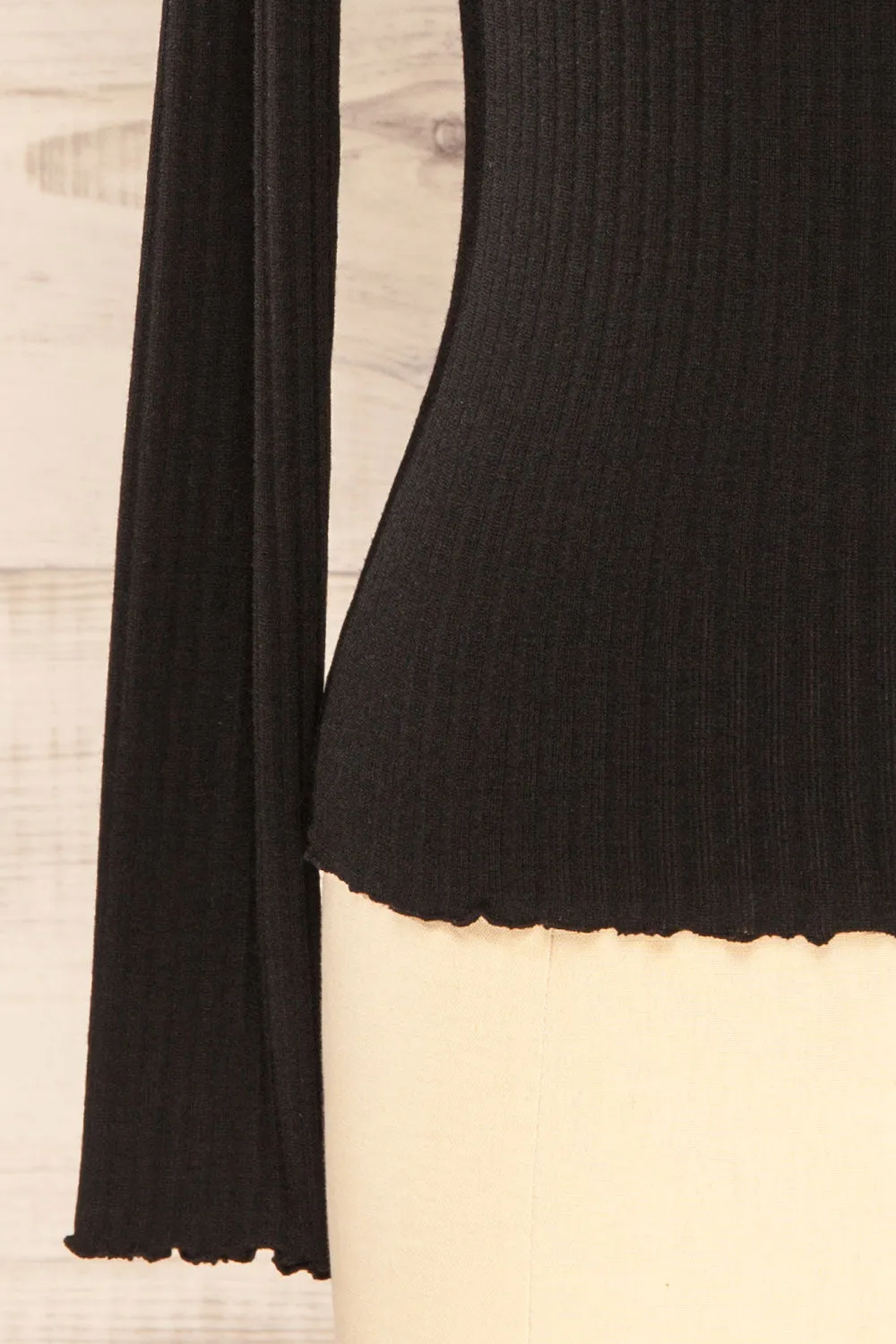 Faaset Black | Ribbed Top w/ Stand Collar
