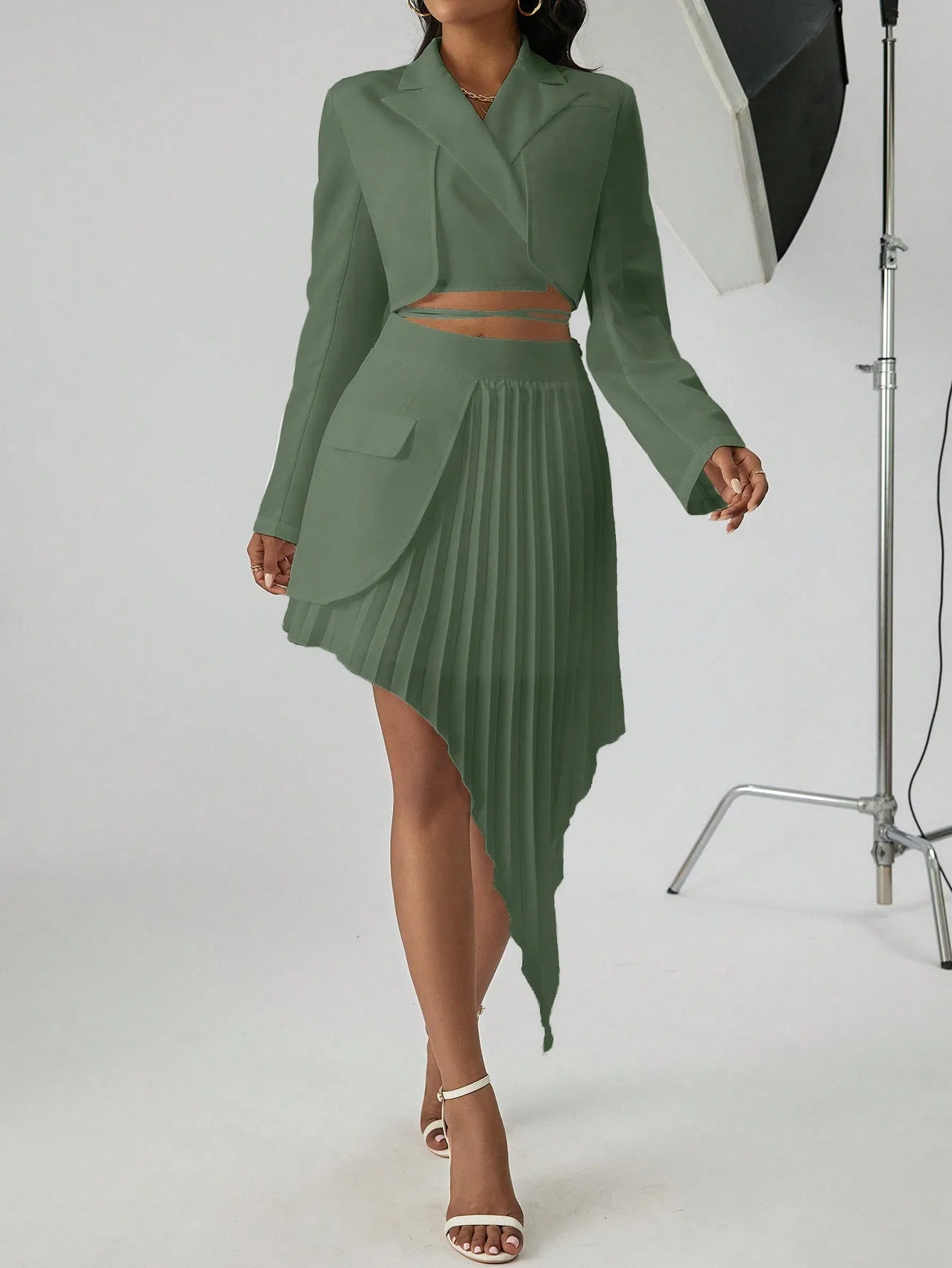Peak Collar Crop Blazer & Asymmetrical Hem Pleated Skirt