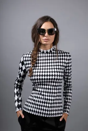 QUEEN CHECKERED BLACK AND WHITE LONGSLEEVE MOCK TURTLENECK