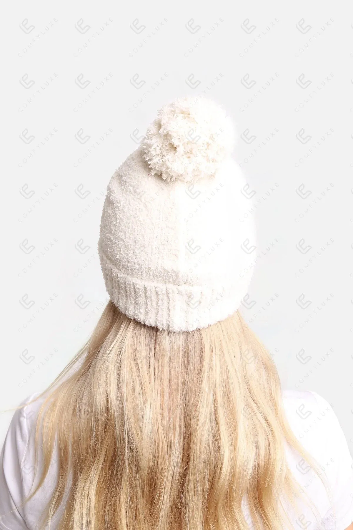 Solid Beanie W/Pom
