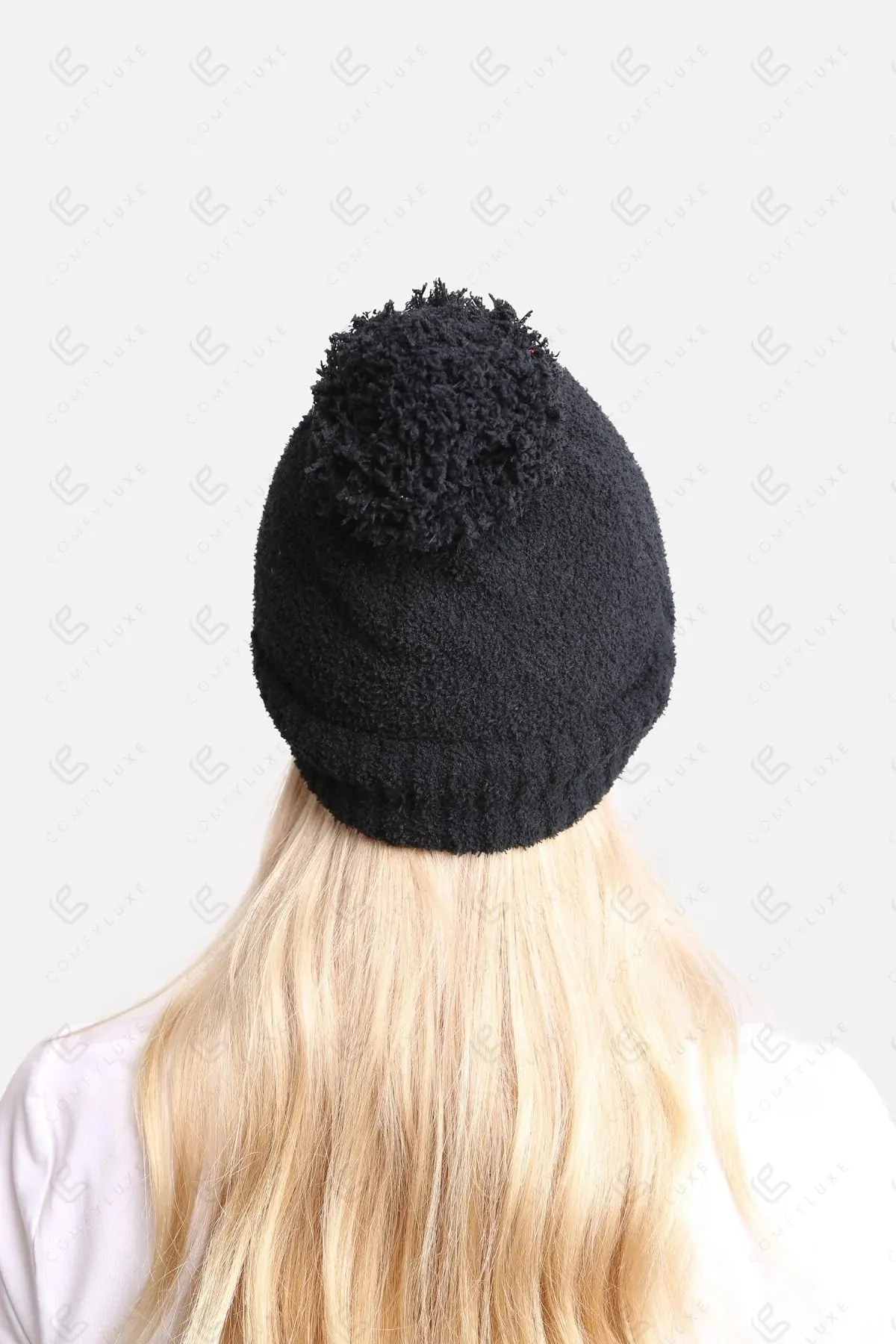 Solid Beanie W/Pom