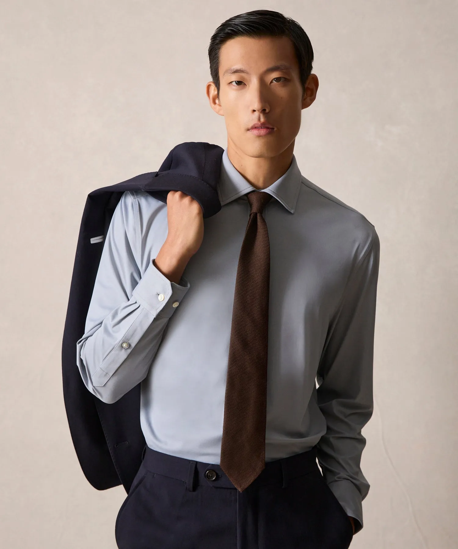 Stretch Knit Spread Collar Dress Shirt in Grey
