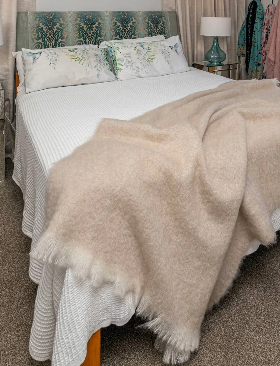 Toi Toi Beige Mohair Throw Blanket