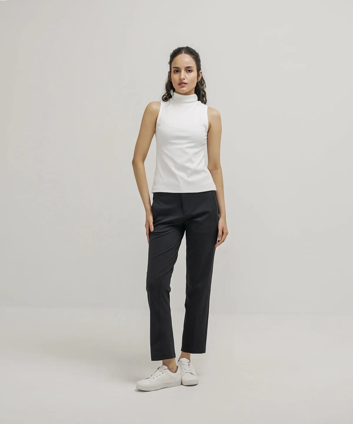 Women's Sleeveless Rib Turtleneck