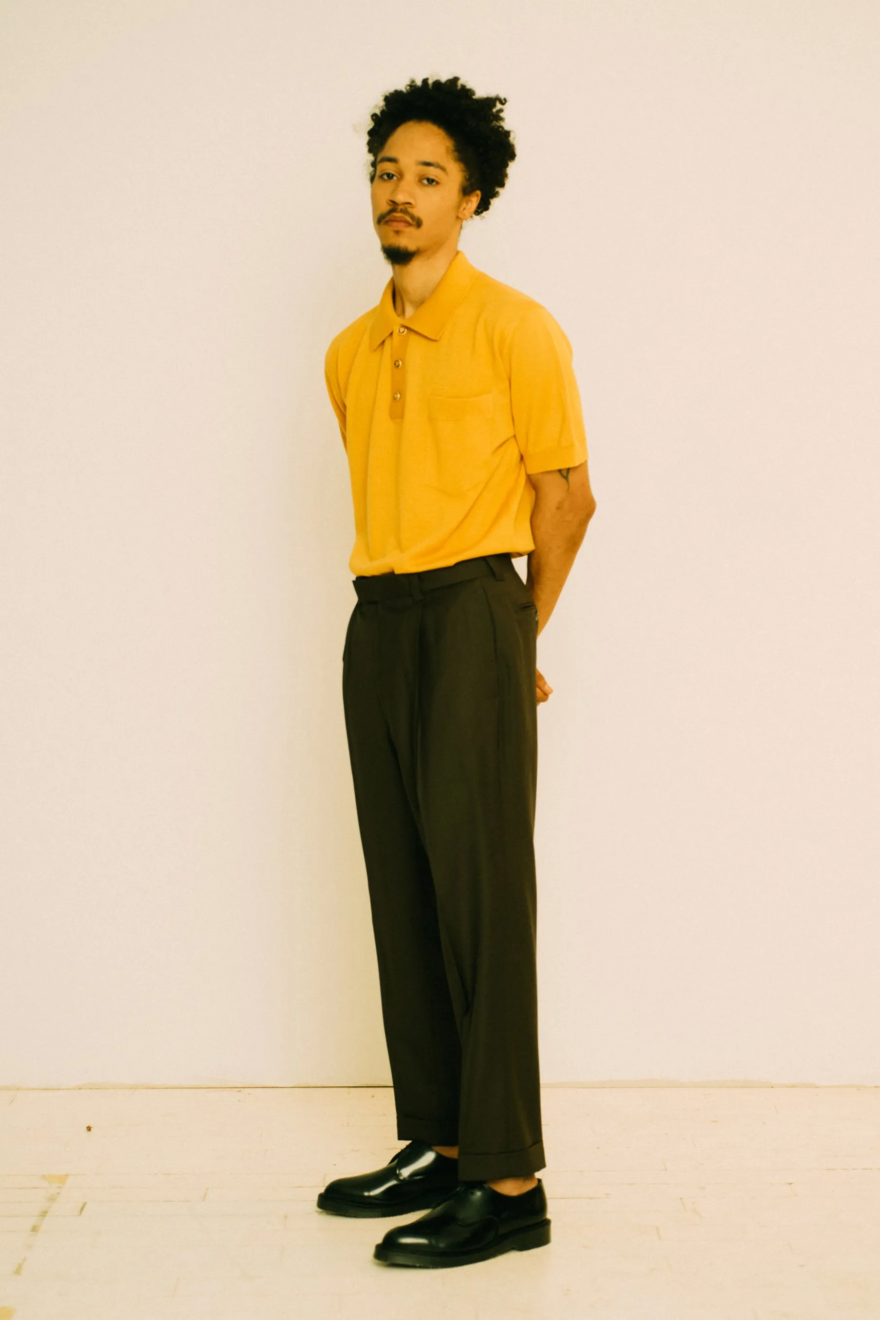 YELLOW POLO SWEATER W. GOLD BUTTONS